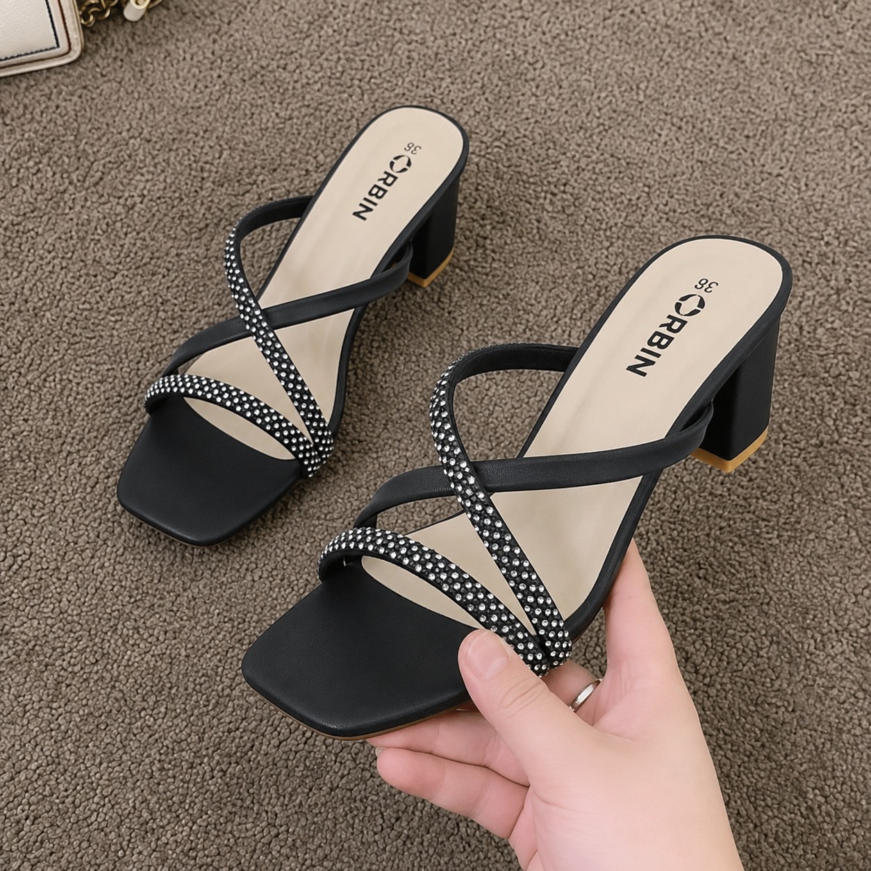 Premium Ladies Shoes Code:- DNW02 - Image 4
