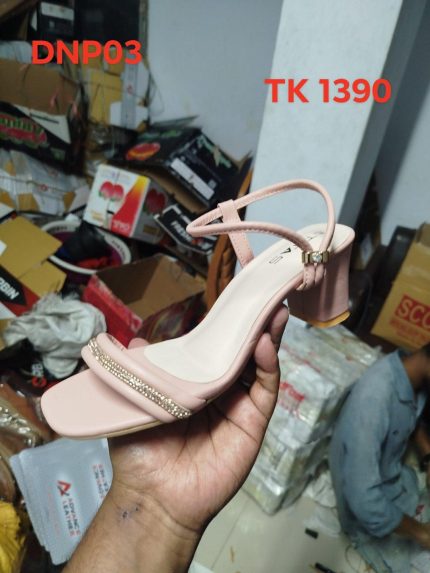 Premium Ladies Sandal CODE: DNP-03